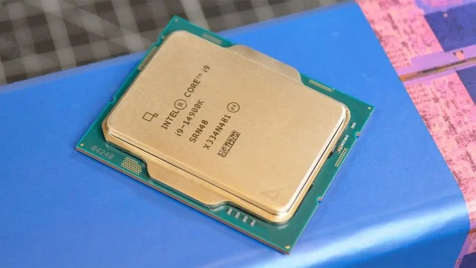 intel gap truc trac chip the he moi bi tri hoan 1