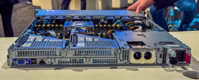 hpe cong bo dl325 gen12 va dl345 gen12 tai hpe discover 4