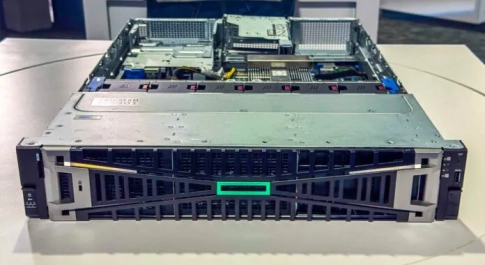 HPE công bố DL325 Gen12 và DL345 Gen12 tại HPE Discover