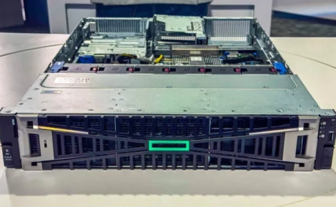 HPE công bố DL325 Gen12 và DL345 Gen12 tại HPE Discover