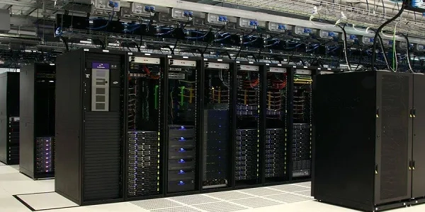 Bài toán chi phí - Thuê hay sở hữu server sẽ lợi hơn? 1 Bài toán chi phí - Thuê hay sở hữu server sẽ lợi hơn?