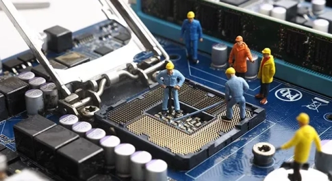 Vì sao server máy chủ giá rẻ có thể khiến bạn tốn kém hơn?