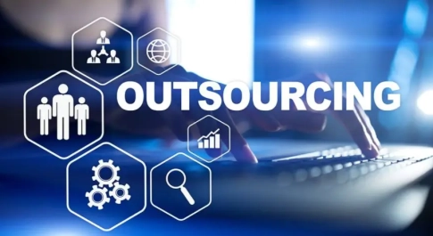 Dịch Vụ IT Thuê Ngoài: Giải Pháp Sống Còn Để Doanh Nghiệp SMEs Bứt Phá Công Nghệ