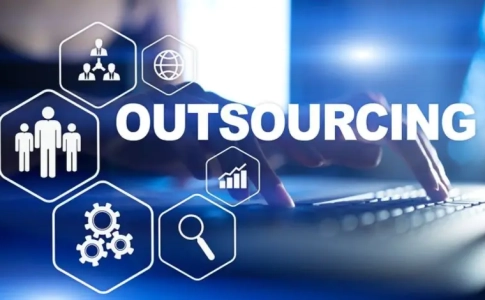 Dịch Vụ IT Thuê Ngoài: Giải Pháp Sống Còn Để Doanh Nghiệp SMEs Bứt Phá Công Nghệ