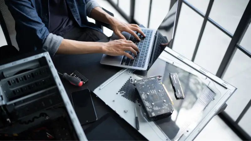 Dịch Vụ IT Thuê Ngoài: Giải Pháp Sống Còn Để Doanh Nghiệp SMEs Bứt Phá Công Nghệ 2 Dịch Vụ IT Thuê Ngoài: Giải Pháp Sống Còn Để Doanh Nghiệp SMEs Bứt Phá Công Nghệ